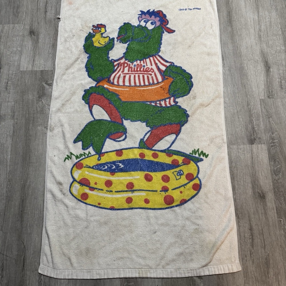 Rare Vintage 1993 Phillies Philadelphia Souvenir Beach Towel Baseball MLB